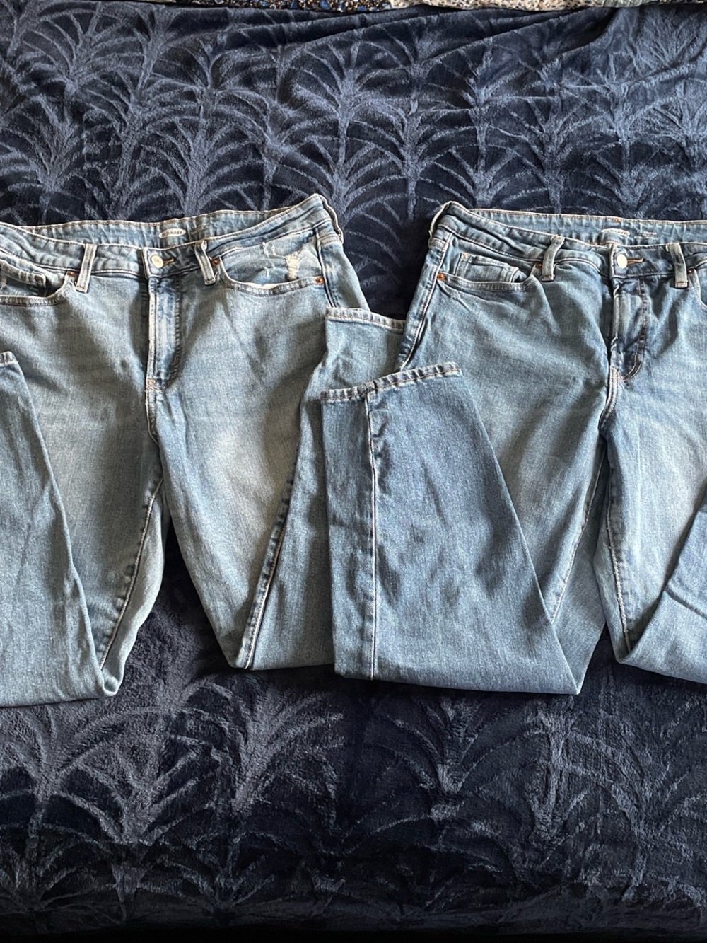 Old Navy Women's high waisted og Straight Leg Jeans - Light Blue Wash (Pair)